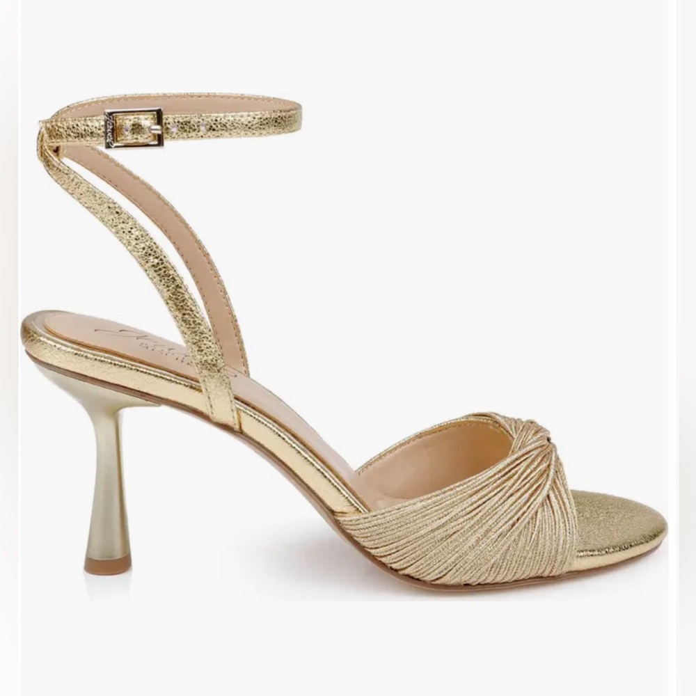 NWT Badgley Mischka Women’s Nanette Braided Ankle Strap Sandals